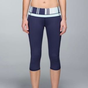 Blue Lululemon Run A Marathon Crop II, 8